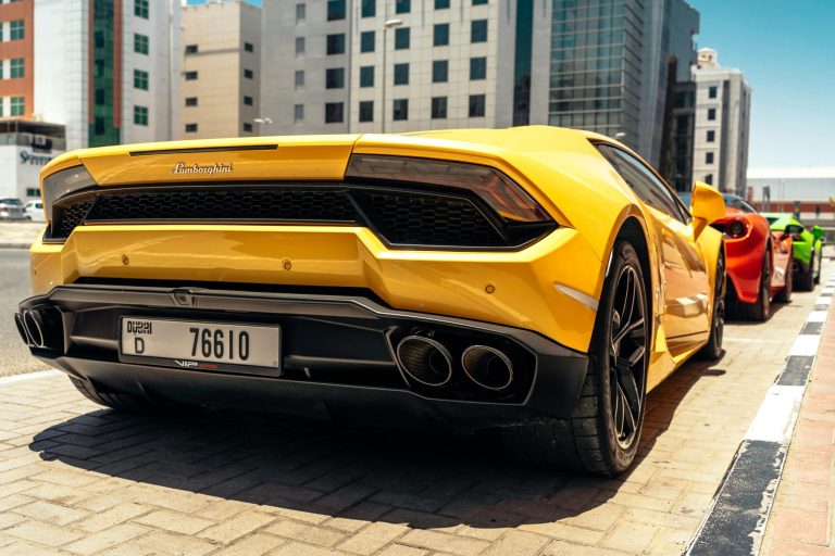 Building a Car Community: The Culture of Enthusiast Meetups and Shows
