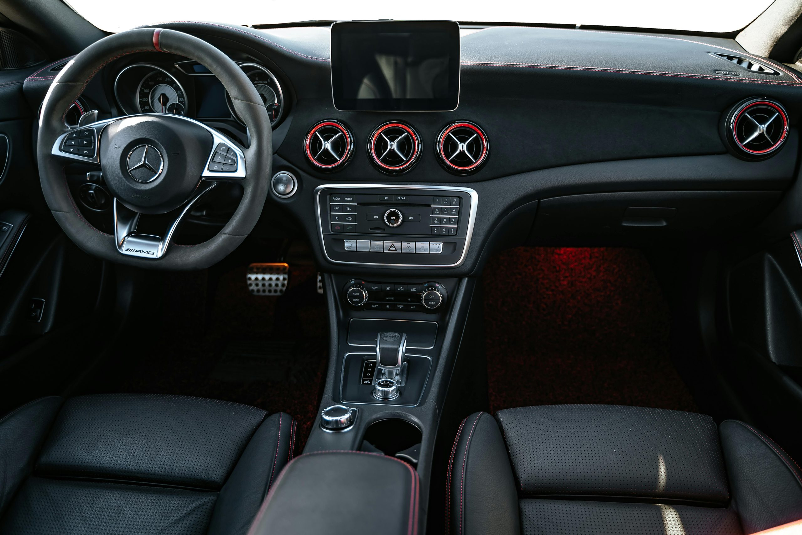 The Impact of Consumer Electronics on Automotive Infotainment Design