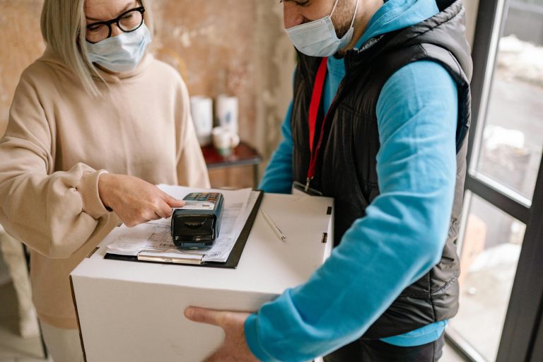The Role of Customer Reviews in Service Industries