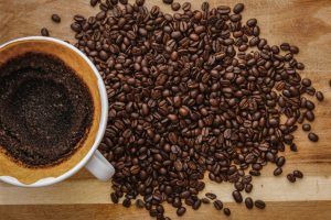Navigating the World of Specialty Coffee Roasting at Home